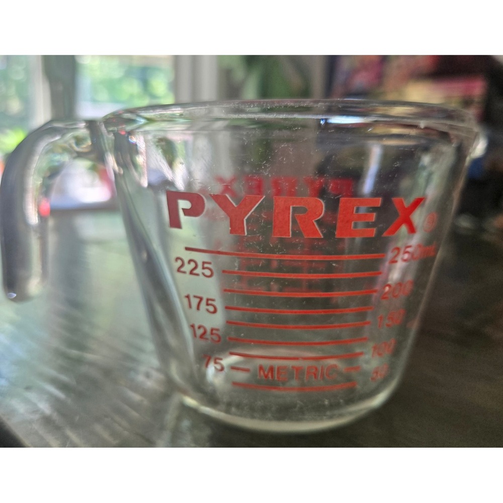 Vintage Pyrex 1 Cup Glass Measuring Cup Red Lettering Model 508 Corning USA 8oz - Picture 5 of 7